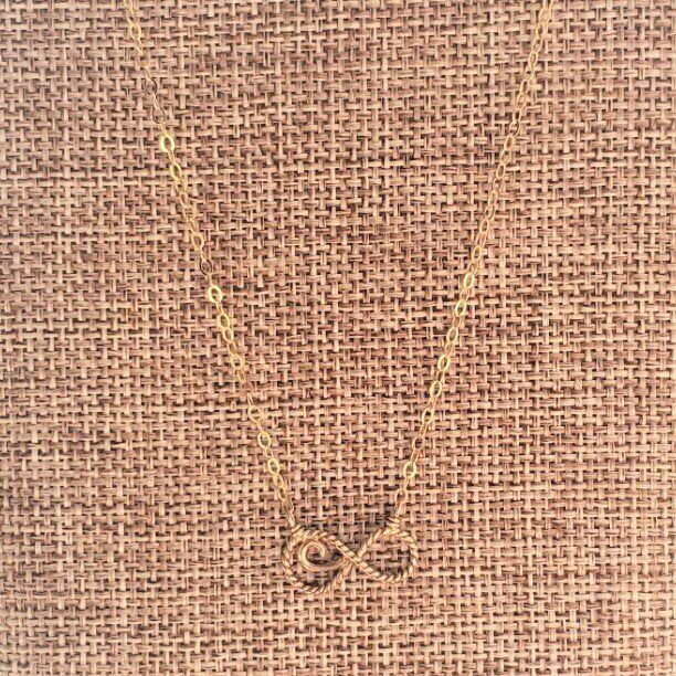 Infinity Wave Choker