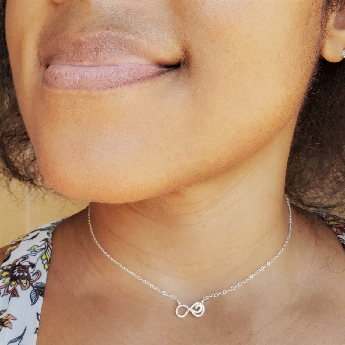 Infinity Wave Choker