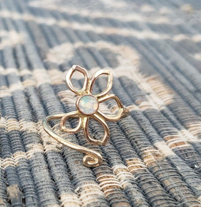Naupaka Gem Flower Bypass Ring