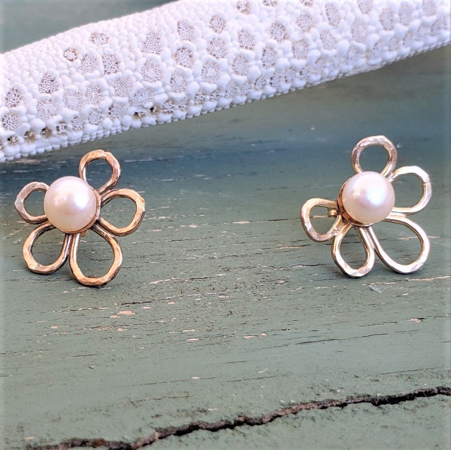 Naupaka Flower Studs with Freshwater Pearls